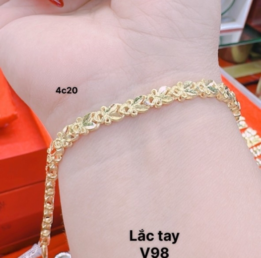 Lắc tay 3