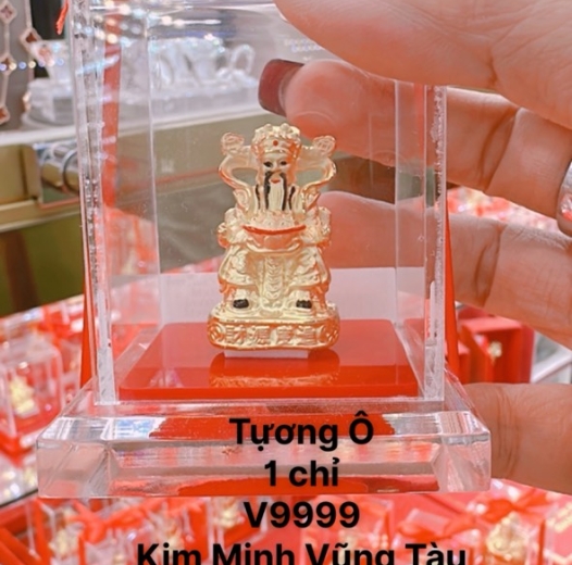 Tượng 16