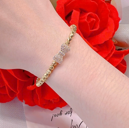 Kim Minh - Vòng Kiểu KM0032